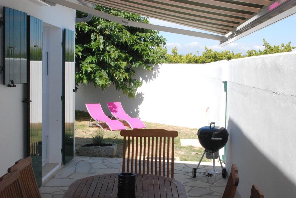 Villas Re Locations Vacances Saint-Clement-des-Baleines Exterior photo